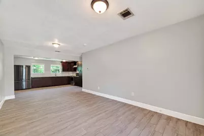3031 Groton Drive, Houston, TX 77051 - Photo 6