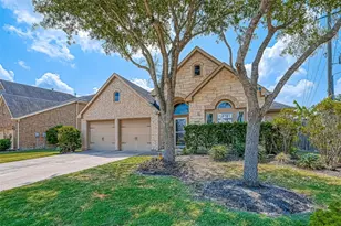 6206 Falling Briar Lane, Sugar Land, TX 77479 - Photo 4