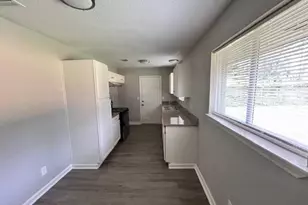 11122 Dalebrook Dr, Houston, TX 77016 - Photo 4