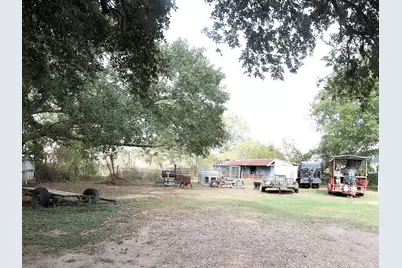 10844 Highway 159 E, Bellville, TX 77418 - Photo 14