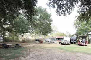 10844 Hwy 159 E, Bellville, TX 77418 - Photo 14