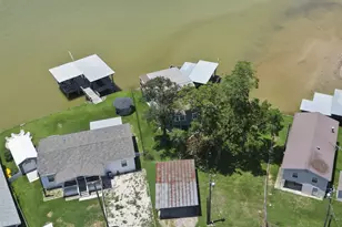 210 W Lakeview Wood, Onalaska, TX 77360 - Photo 36