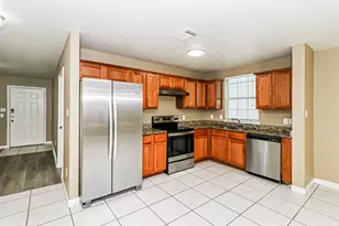 4939 S Cancun Dr, Houston, TX 77045 - Photo 8