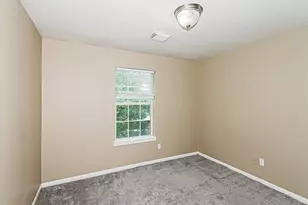 4939 S Cancun Dr, Houston, TX 77045 - Photo 14