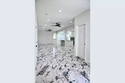 812 Road 57071, Cleveland, TX 77327 - Photo 4