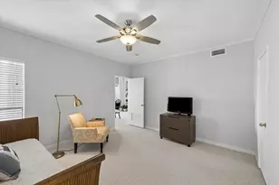 351 Lakeside Ln, Nassau Bay, TX 77058 - Photo 22