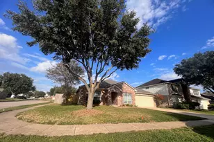 1434 W April Rain Ct, Missouri City, TX 77489 - Photo 2