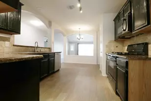 1434 W April Rain Ct, Missouri City, TX 77489 - Photo 10