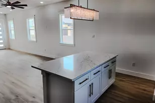 819 North Loop, Houston, TX 77022 - Photo 18