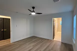 512 Morrell St, Baytown, TX 77520 - Photo 10