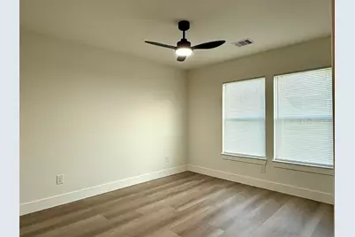 512 Morrell Street, Baytown, TX 77520 - Photo 14