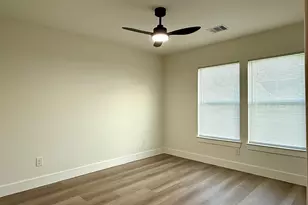 512 Morrell St, Baytown, TX 77520 - Photo 14