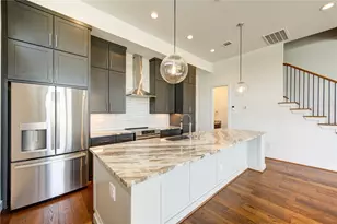 2418 Gray St, Houston, TX 77003 - Photo 10