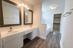 12111 Virline Ln, Houston, TX 77067 - Photo 6