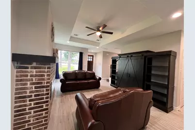 715 Seydler Street, East Bernard, TX 77435 - Photo 8