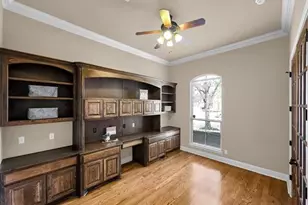 2555 Amberwood Dr, Beaumont, TX 77713 - Photo 8