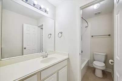 5211 Emerald Trace Court, Sugar Land, TX 77479 - Photo 22