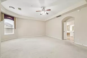 5211 Emerald Trace Ct, Sugar Land, TX 77479 - Photo 12