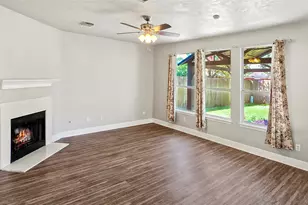 4519 Regal Dr, Baytown, TX 77521 - Photo 2