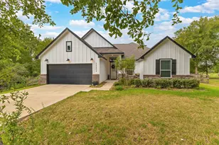 26854 Callie Dr, Hempstead, TX 77445 - Photo 2