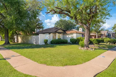 19013 Hammer Lane N, Porter, TX 77365 - Photo 2