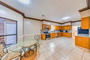 7606 Antoine Dr, Houston, TX 77088 - Photo 16