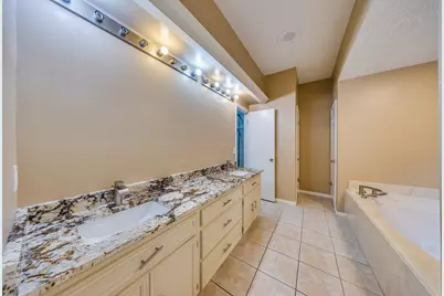 7606 Antoine Drive, Houston, TX 77088 - Photo 28