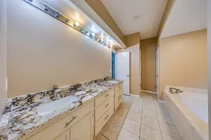 7606 Antoine Dr, Houston, TX 77088 - Photo 28
