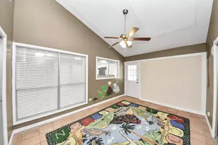 30202 E Geneva Dr, Spring, TX 77386 - Photo 12