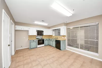30202 E Geneva Drive, Spring, TX 77386 - Photo 24