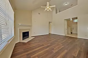 2883 Diamond Bay Dr, Dickinson, TX 77539 - Photo 4