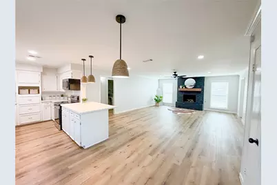 56 Greentree Lane, Conroe, TX 77304 - Photo 16