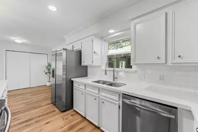 56 Greentree Lane, Conroe, TX 77304 - Photo 22