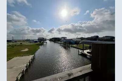1102 Gator Point, Crystal Beach, TX 77650 - Photo 14