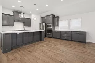 1132 Beals Crk St, Conroe, TX 77304 - Photo 12