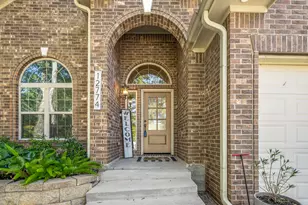 12774 Point Aquarius Blvd, Willis, TX 77318 - Photo 2