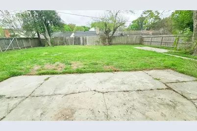 9327 Leader Street, Houston, TX 77036 - Photo 24