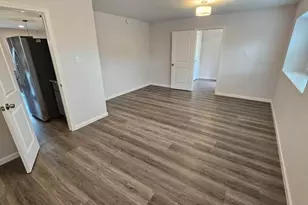 9327 Leader St, Houston, TX 77036 - Photo 6