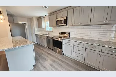 9327 Leader Street, Houston, TX 77036 - Photo 12