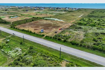 552 Hwy 87, Crystal Beach, TX 77650 - Photo 6