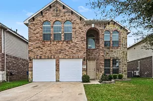 8215 Lemongrass Ave, Baytown, TX 77521 - Photo 2