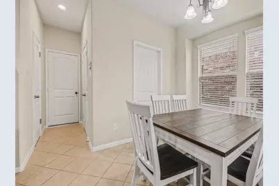 8215 Lemongrass Avenue, Baytown, TX 77521 - Photo 16