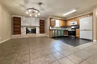 4520 Lamont, Vidor, TX 77662 - Photo 4