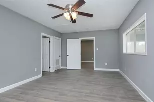 402 S 72nd St, Houston, TX 77011 - Photo 16