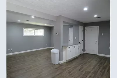 402 S 72nd Street, Houston, TX 77011 - Photo 14