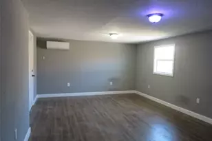 402 S 72nd St, Houston, TX 77011 - Photo 24