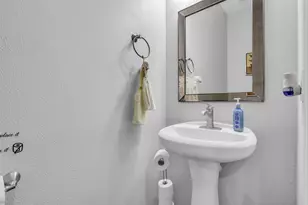 20102 Breezy Oak Ct, Cypress, TX 77433 - Photo 32