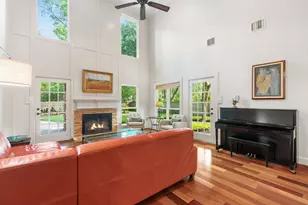 18 Golden Sunset Cir, The Woodlands, TX 77381 - Photo 8
