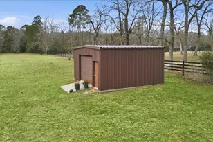 15410 Mill Bend Ct, Magnolia, TX 77354 - Photo 4