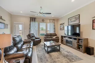 4261 Harding Way, Bryan, TX 77802 - Photo 8